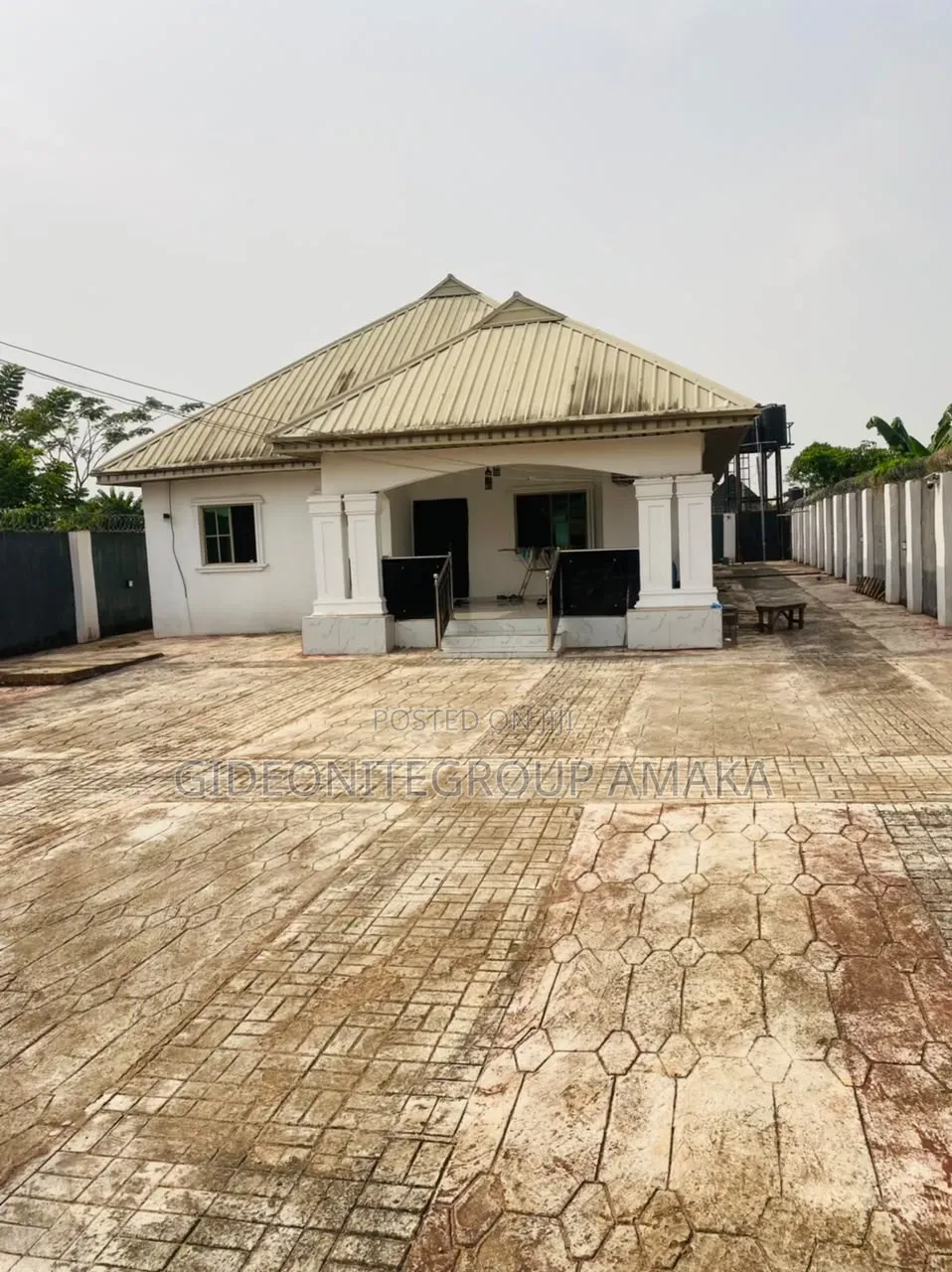 6bdrm Bungalow in Amagba Gra, Benin City for sale in Benin City