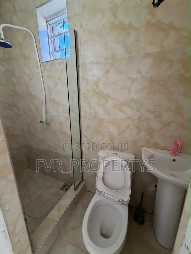 1bdrm Shared Apartment in Thomas Estate, Lekki for rent in Lekki