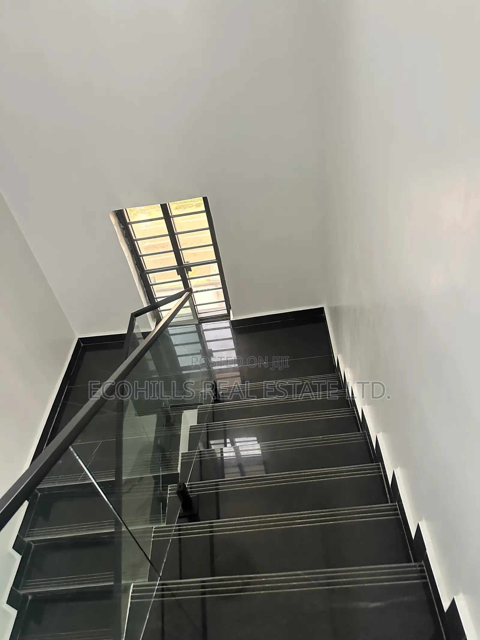 5bdrm Duplex in Galadimawa for sale in Galadimawa