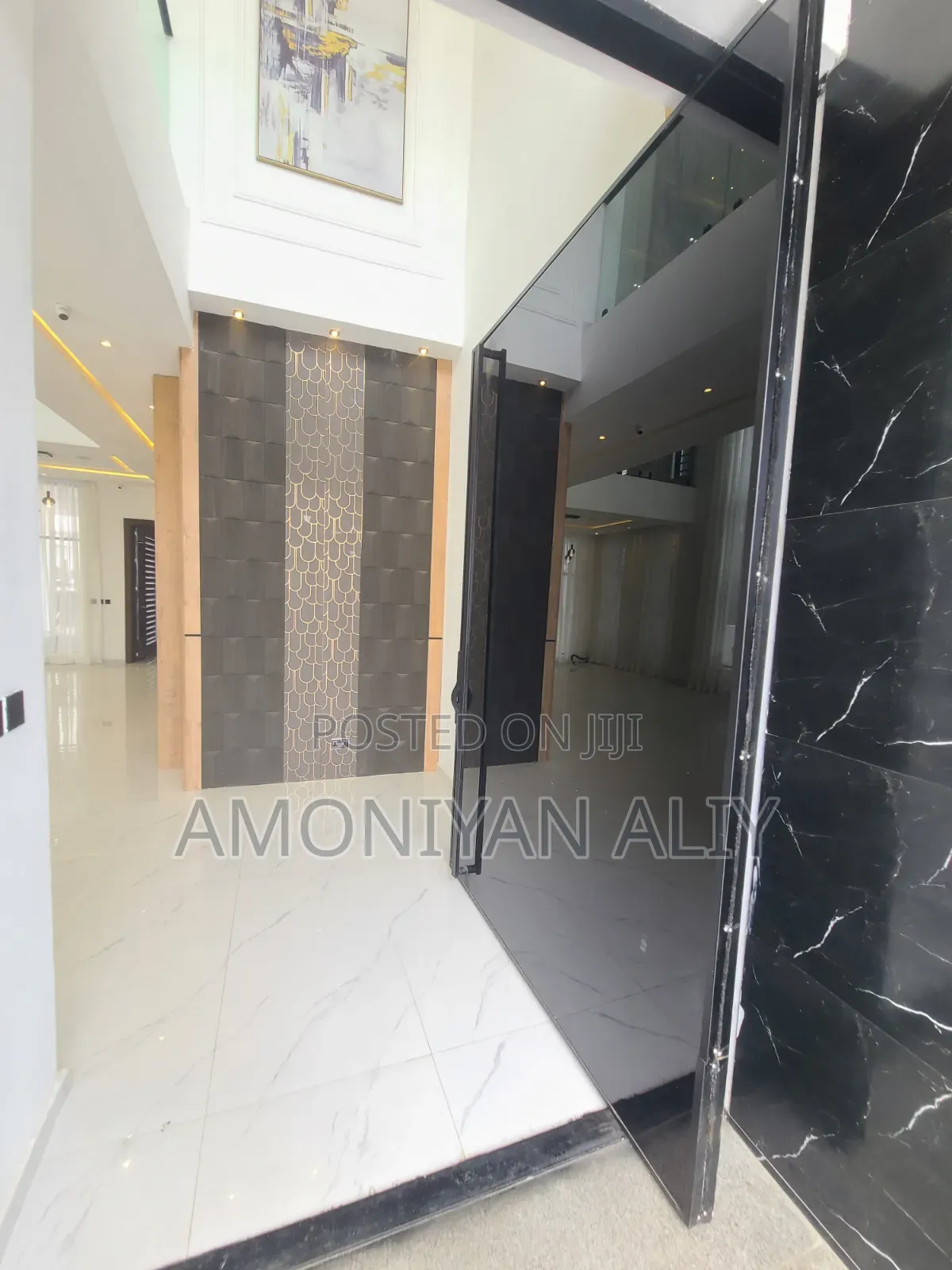 5bdrm Mansion in Megamond Estate, Ikota for sale in Ikota