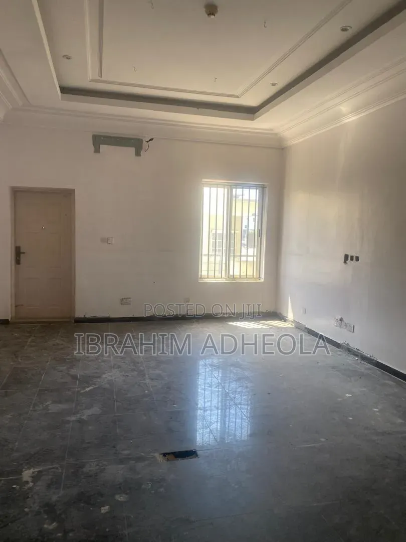 4bdrm Duplex in Lekki Phase1 for rent in Lekki Phase 1