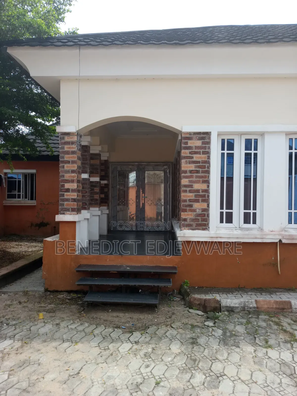 4bdrm Bungalow in Awoyaya New Road for rent in Awoyaya