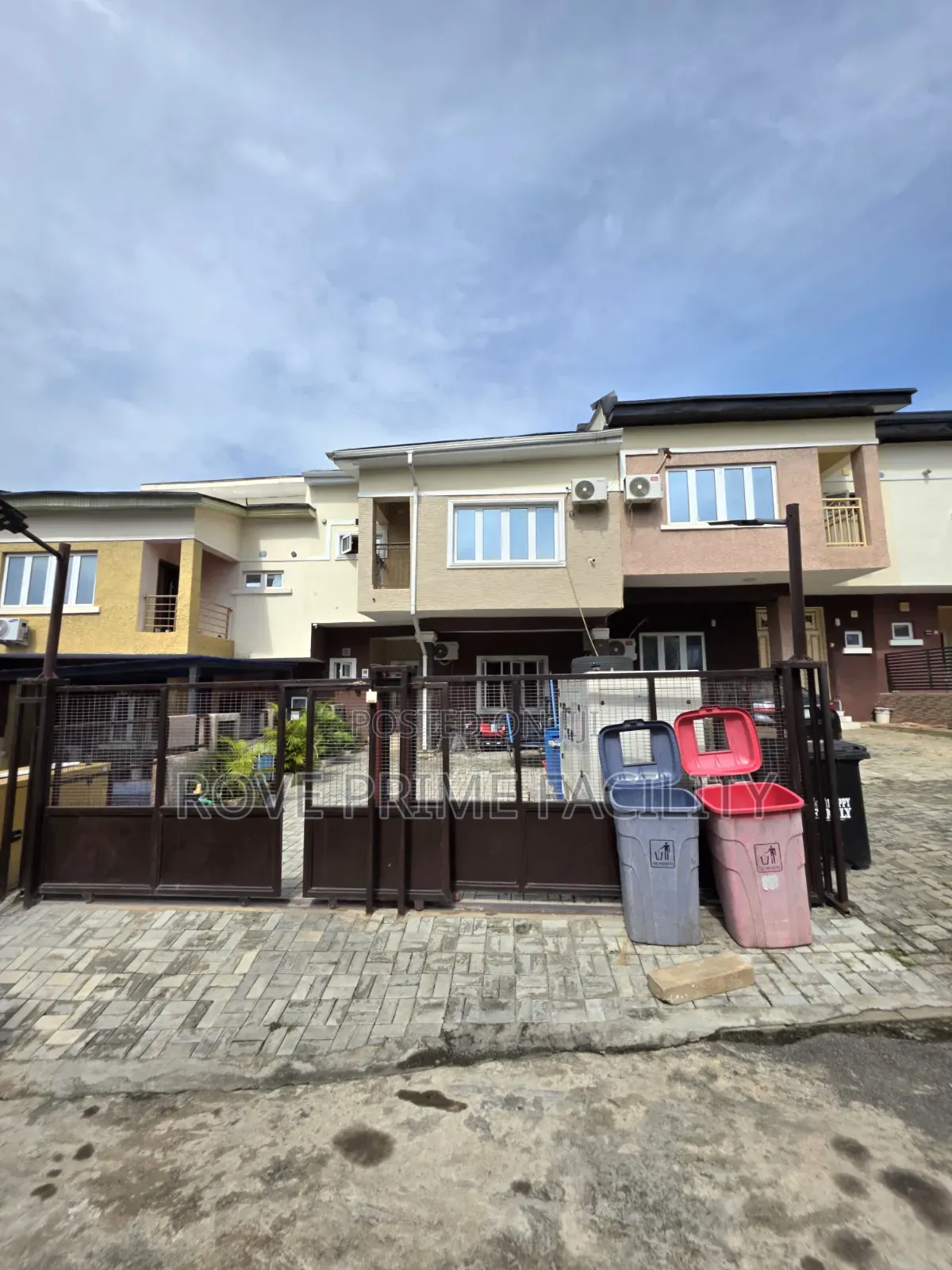 3bdrm Duplex in Paradise Estate 1, Life Camp for sale in Life Camp