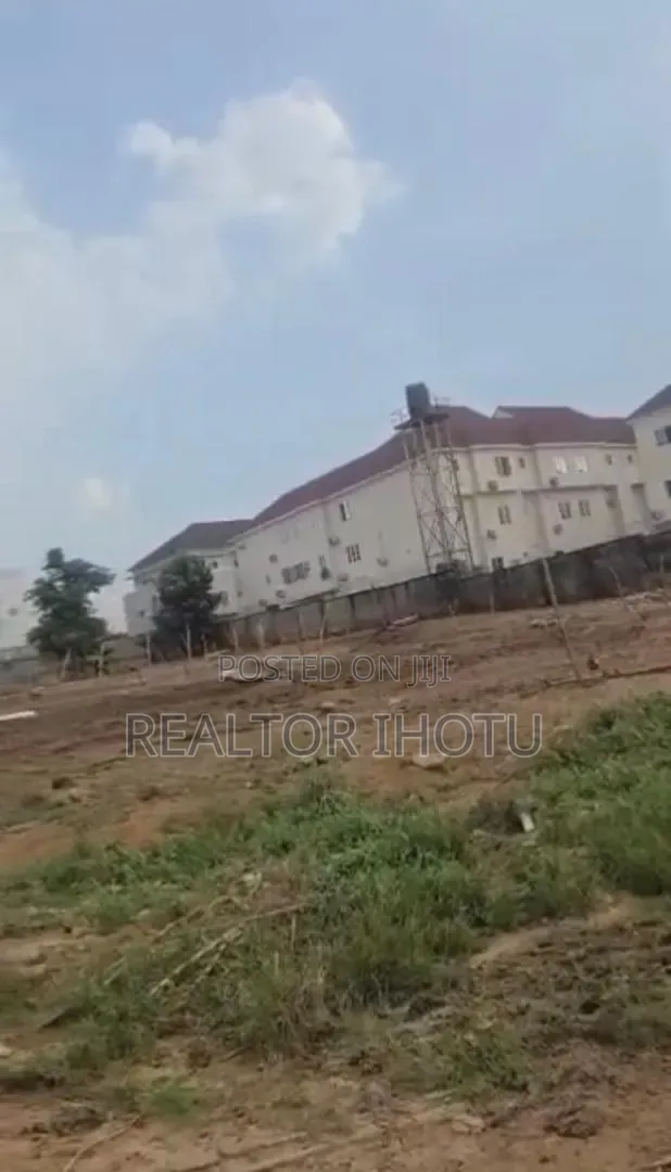 New in the MKT 8000sqm Land for Sale at Wuye Main, Abuja Tarred Road in Wuye