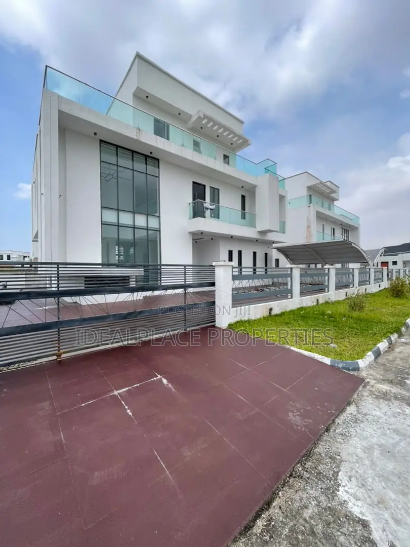 5bdrm Duplex in Royal Garden Estate, Ajah for sale in Ajah