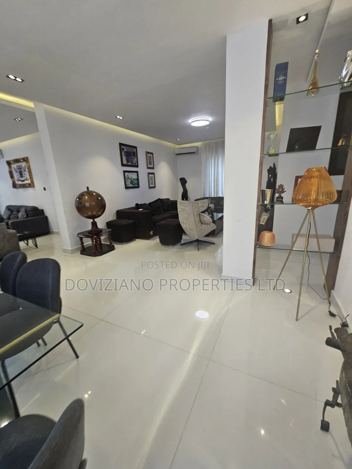 Furnished 3bdrm Apartment in Banana Island for sale in Banana Island