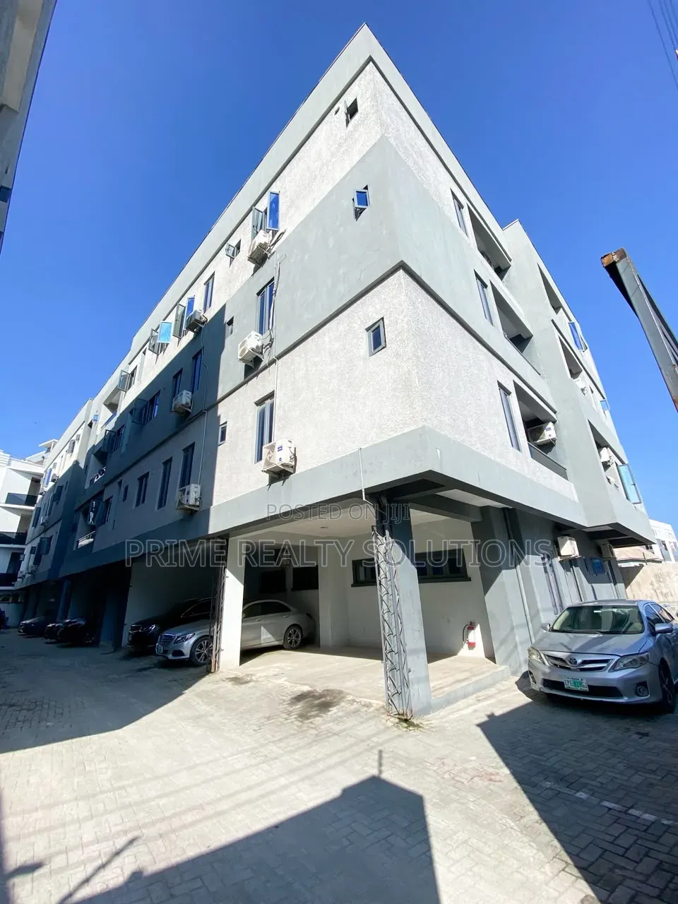 Furnished 2bdrm Apartment in 𝐋𝐞𝐤𝐤𝐢 𝐂𝐨𝐧𝐬𝐞𝐫𝐯𝐚𝐭𝐢𝐨𝐧, Lekki Expressway in Lekki Expressway