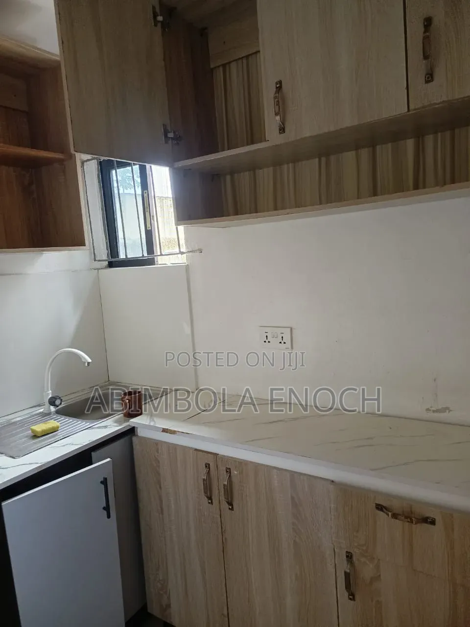 2bdrm Apartment in Ligali Ayorinde for rent in Ligali Ayorinde