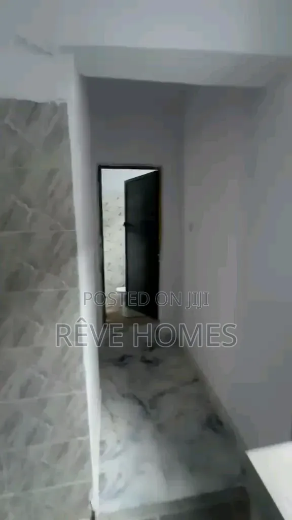 2bdrm Block of Flats in Shomolu / Shomolu for rent in Shomolu / Shomolu