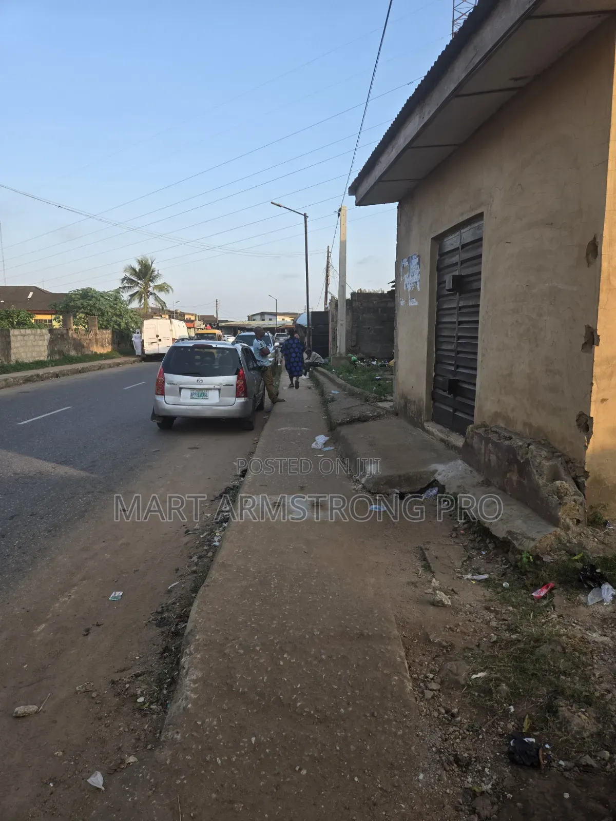 A Good Commercial Land in Heart of Town With Demolishable Structures in Ikorodu Garage