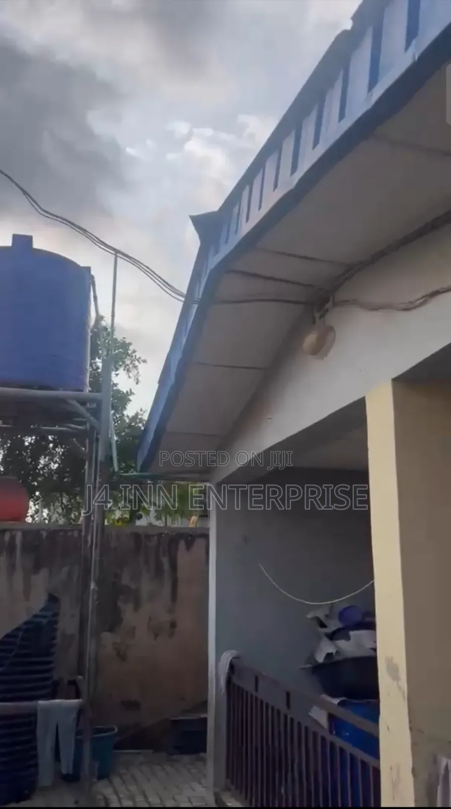5bdrm Bungalow in Oko-Oba for sale in Oko-Oba