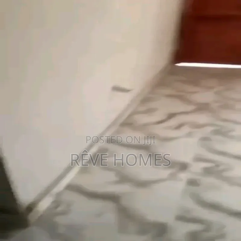 2bdrm Block of Flats in Ebute Metta for rent in Ebute Metta