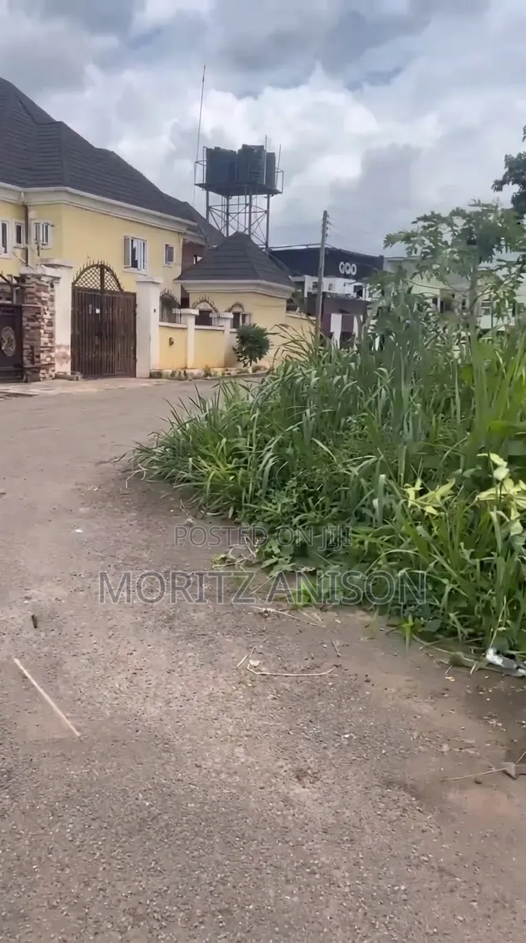 Land for Sale: WTC Estate,Enugu in Enugu
