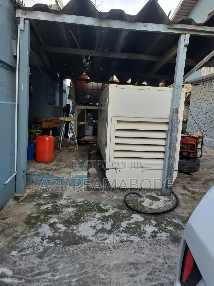 13bdrm Duplex in Toyin Street for sale in Toyin Street