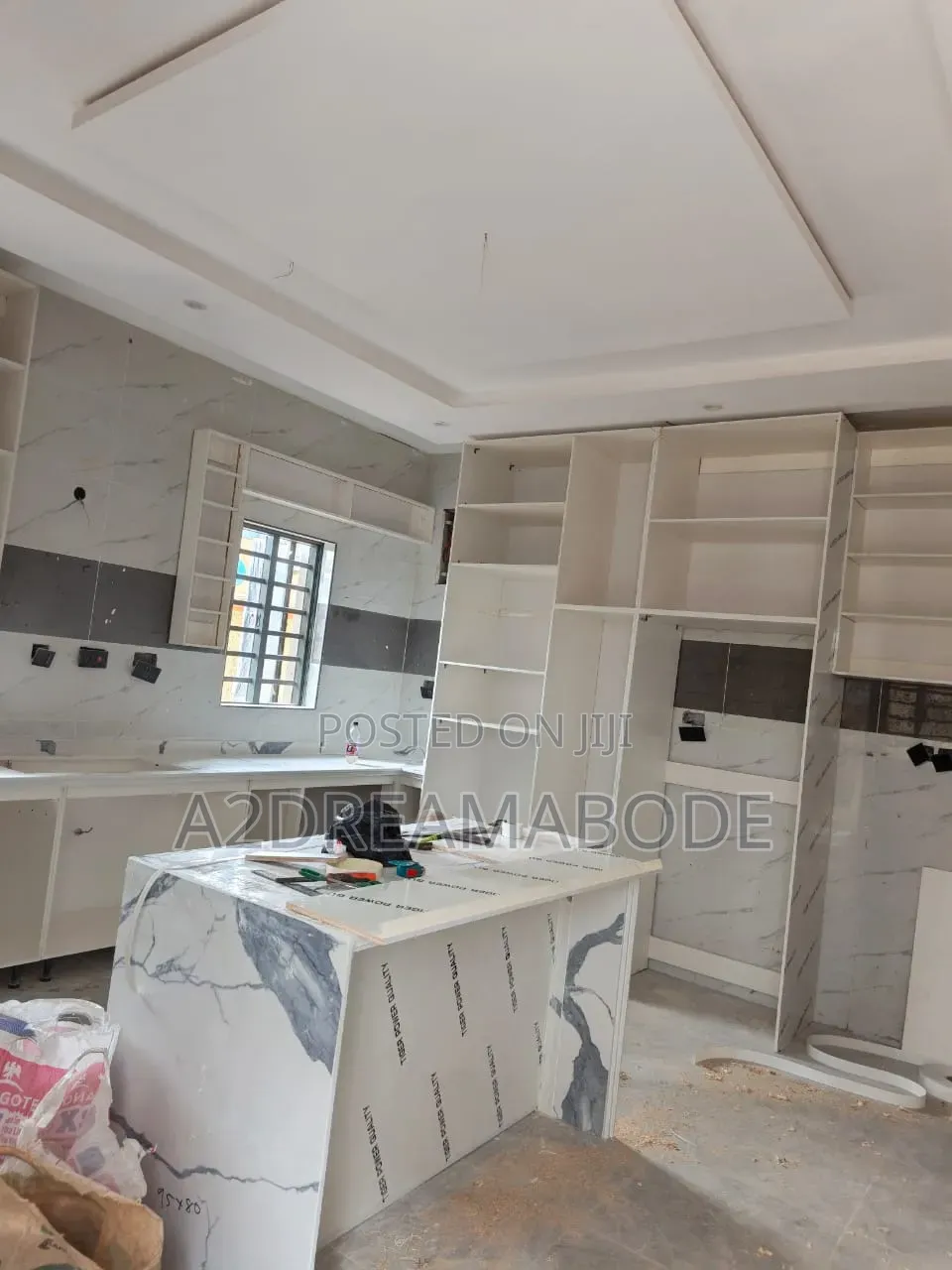 5bdrm Duplex in Omole for sale in Omole Phase 1
