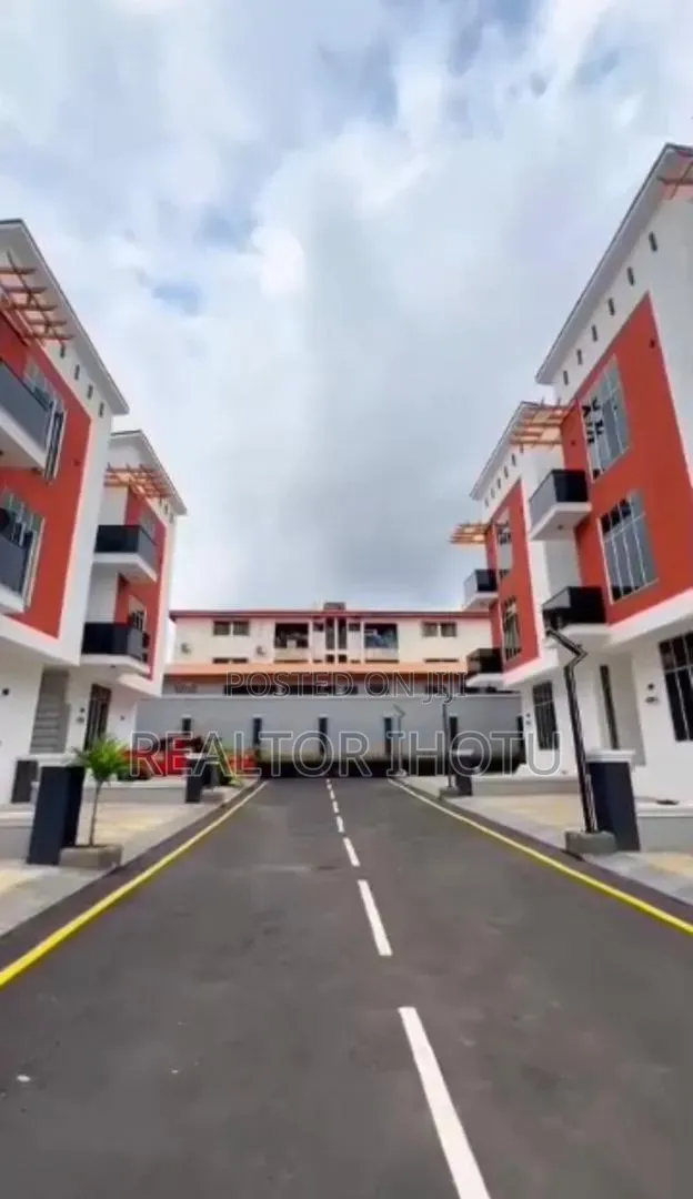 4bdrm Duplex in Kubwa for sale in Kubwa