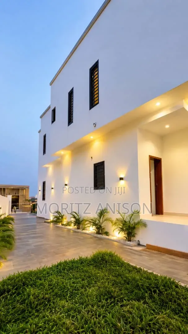 4bdrm Duplex in Helium Cuta, Enugu for sale in Enugu