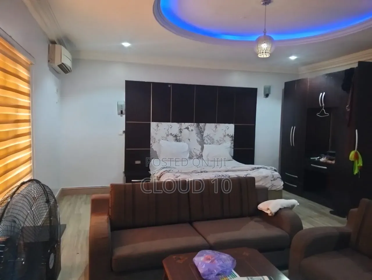 Furnished 17bdrm Maisonette in Utako for sale in Utako
