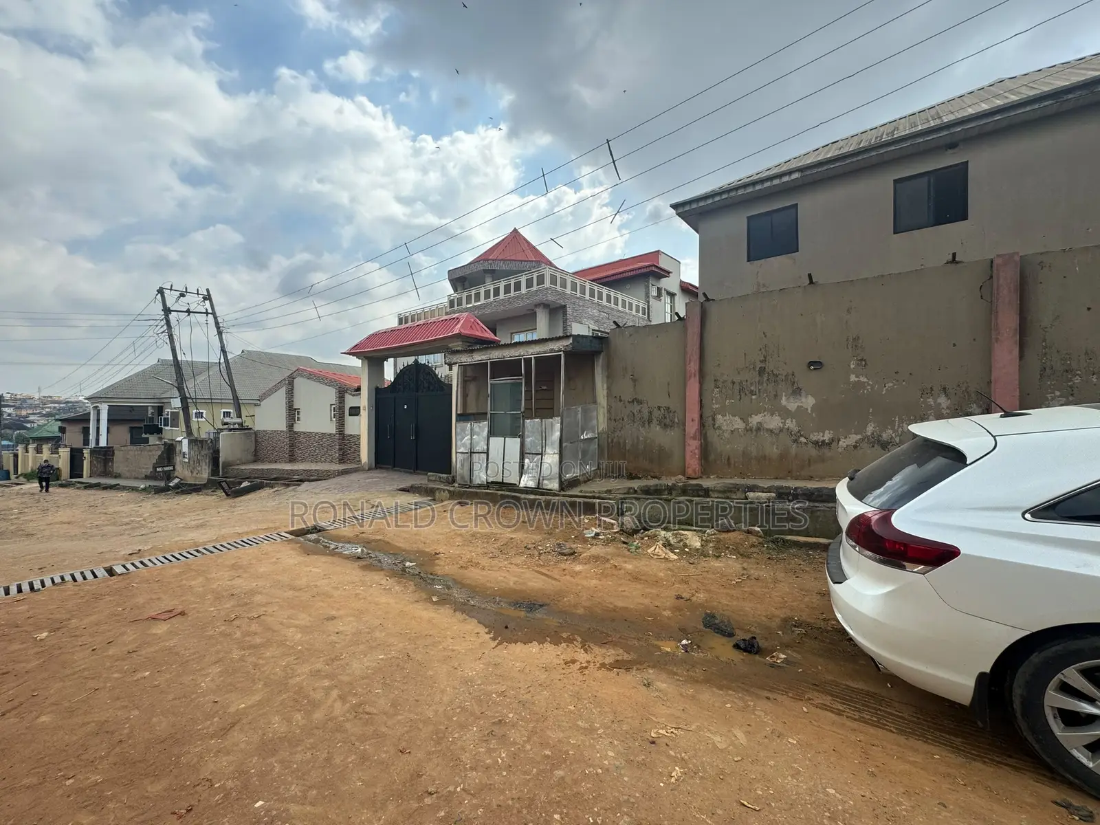2bdrm Block of Flats in Yakoyo/Alagbole for sale in Yakoyo/Alagbole
