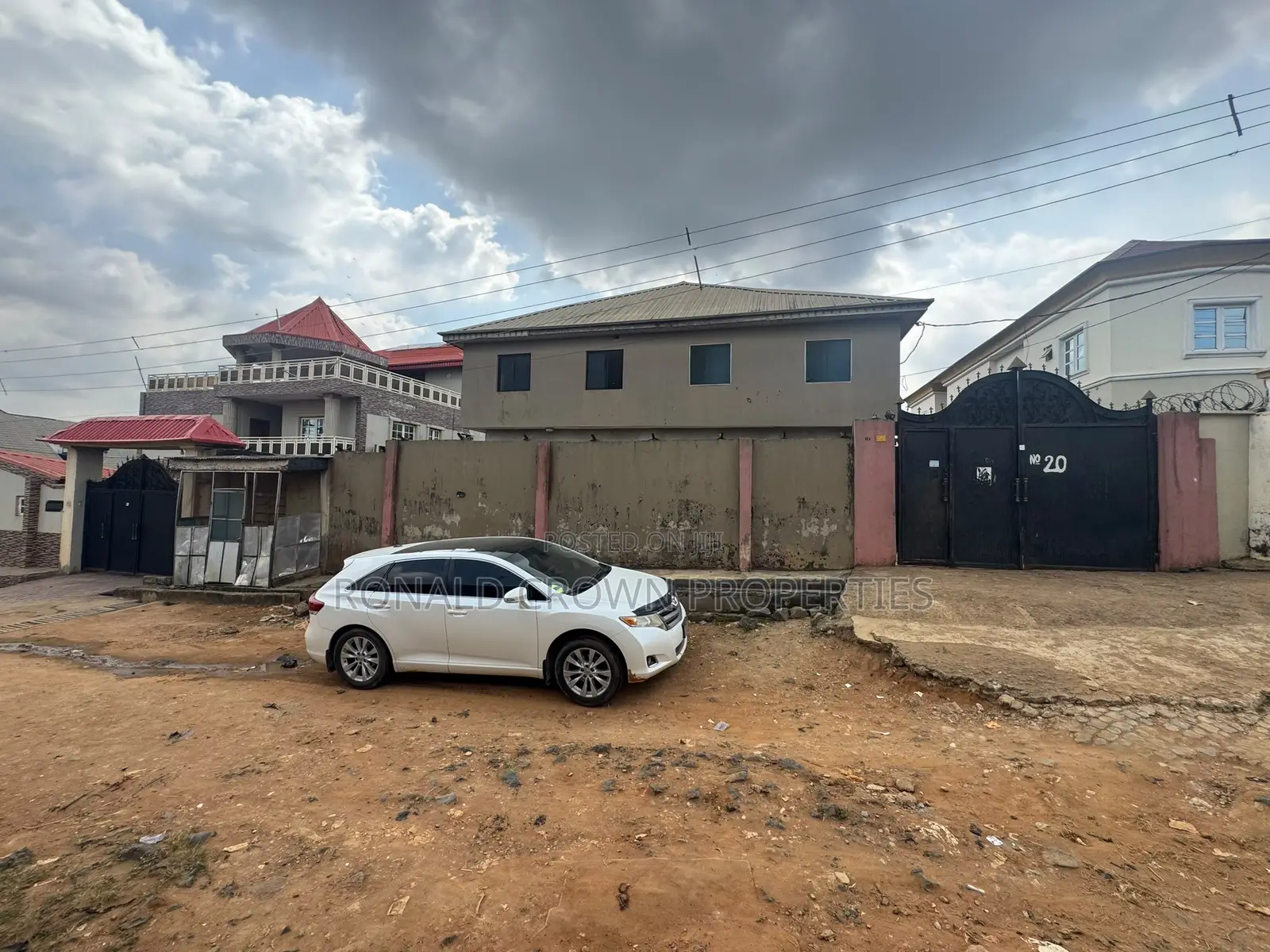 2bdrm Block of Flats in Yakoyo/Alagbole for sale in Yakoyo/Alagbole
