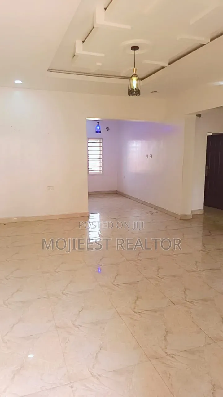2bdrm Block of Flats in River Park Estates, Lugbe District for rent in Lugbe District