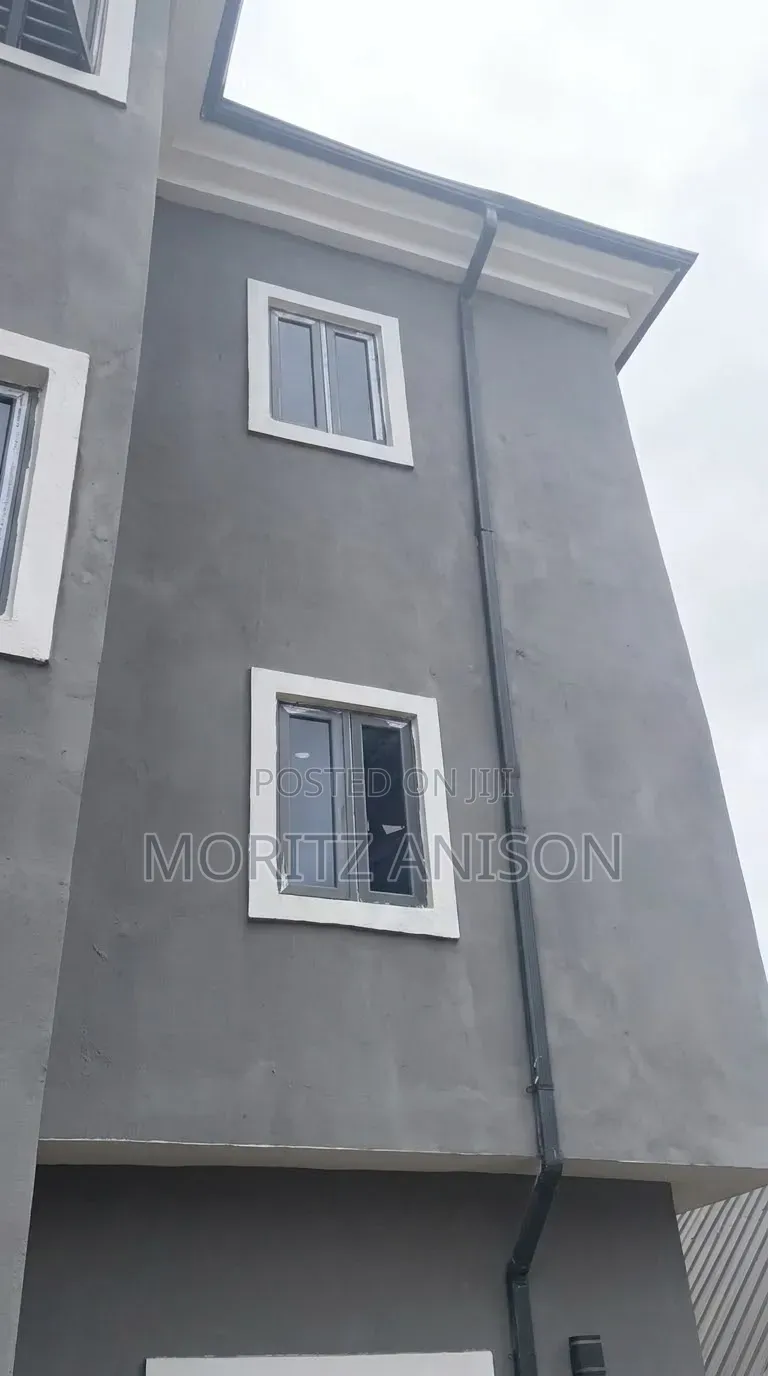 2bdrm Block of Flats in Umuchibo, Enugu for sale in Enugu