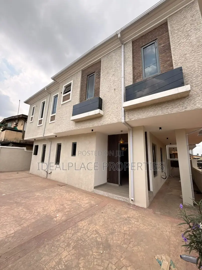 4bdrm Duplex in Ogba for sale in Ogba