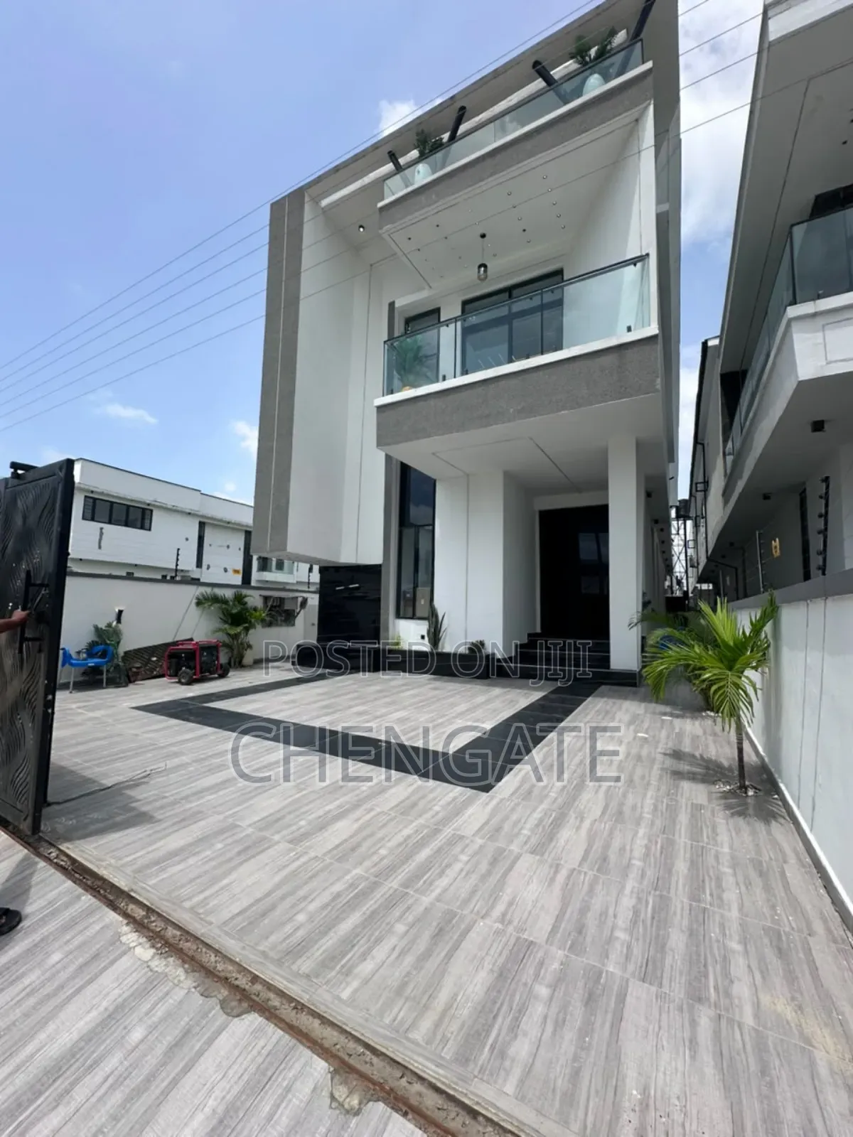 5bdrm Duplex in Ajah for sale in Ajah
