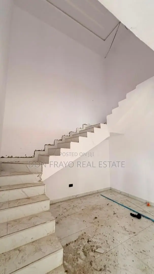 4bdrm Duplex in Carlton Gate Estate, Akobo for sale in Akobo