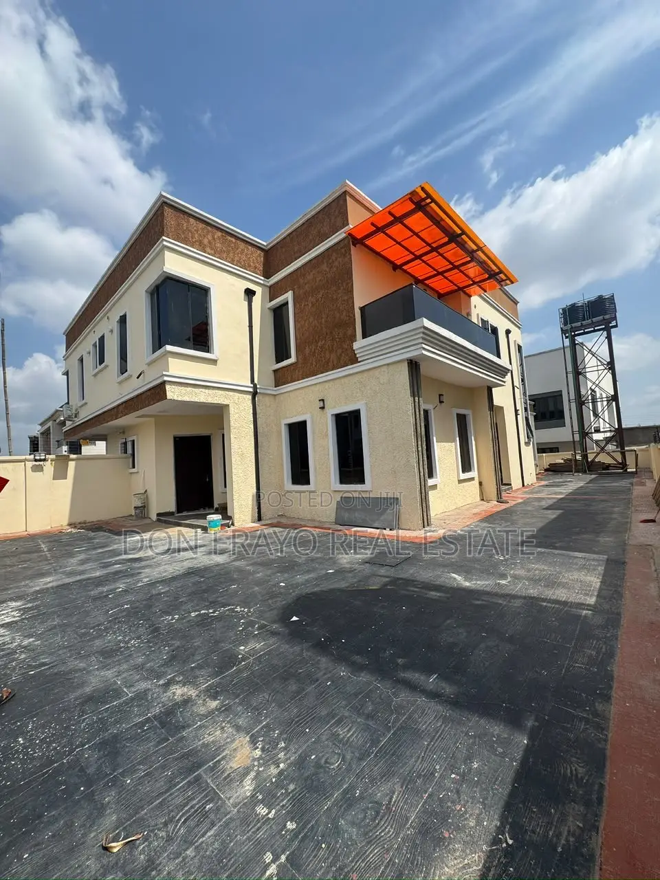4bdrm Duplex in Carlton Gate Estate, Akobo for sale in Akobo