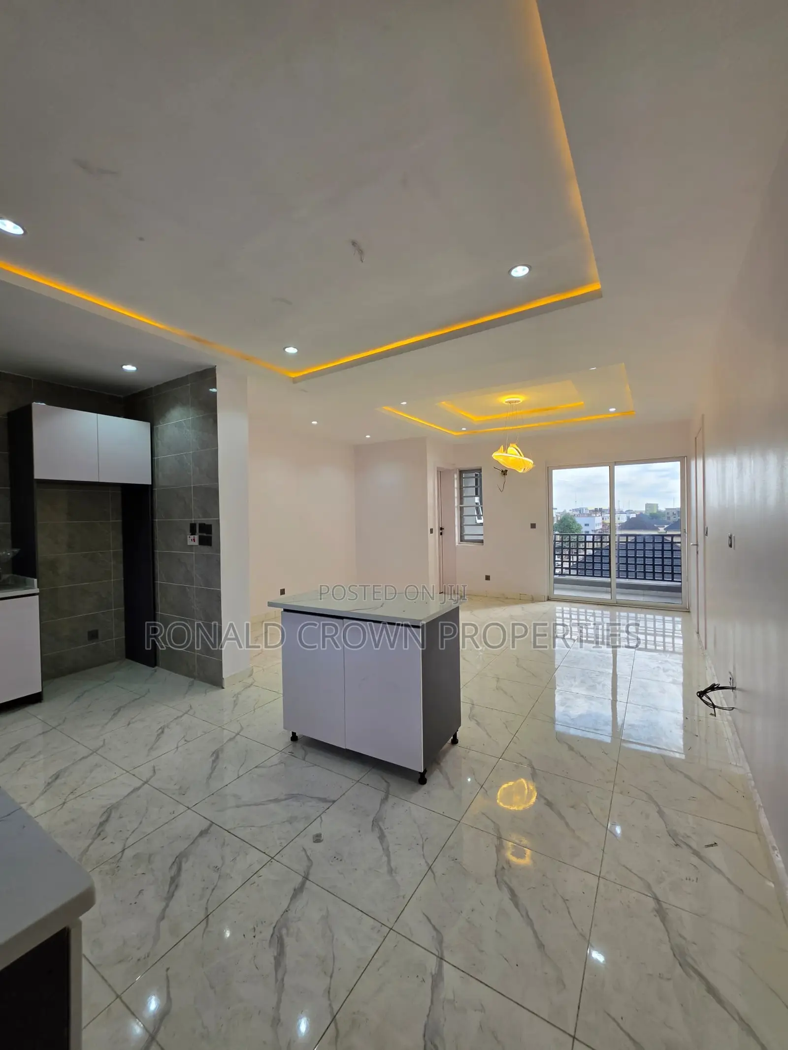 2bdrm Apartment in Adeniyi Jones for sale in Adeniyi Jones