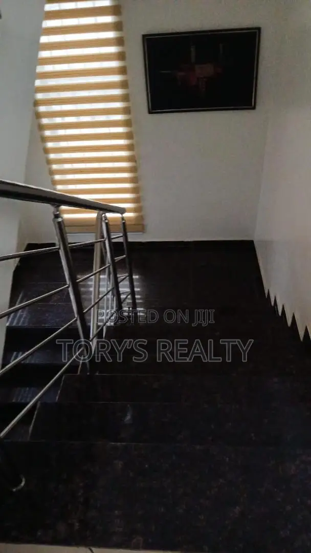 5bdrm Duplex in Victoria Island Extension for sale in Victoria Island Extension