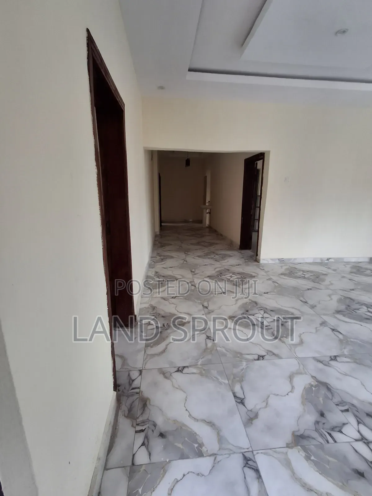 Furnished 3bdrm House in Oluwakeeyin, Alakia for sale in Alakia