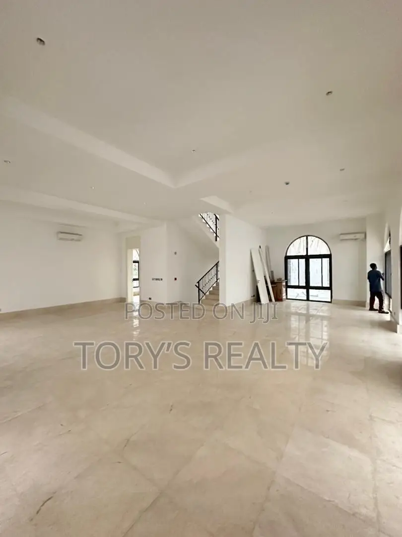 4bdrm Duplex in Old Ikoyi for sale in Old Ikoyi