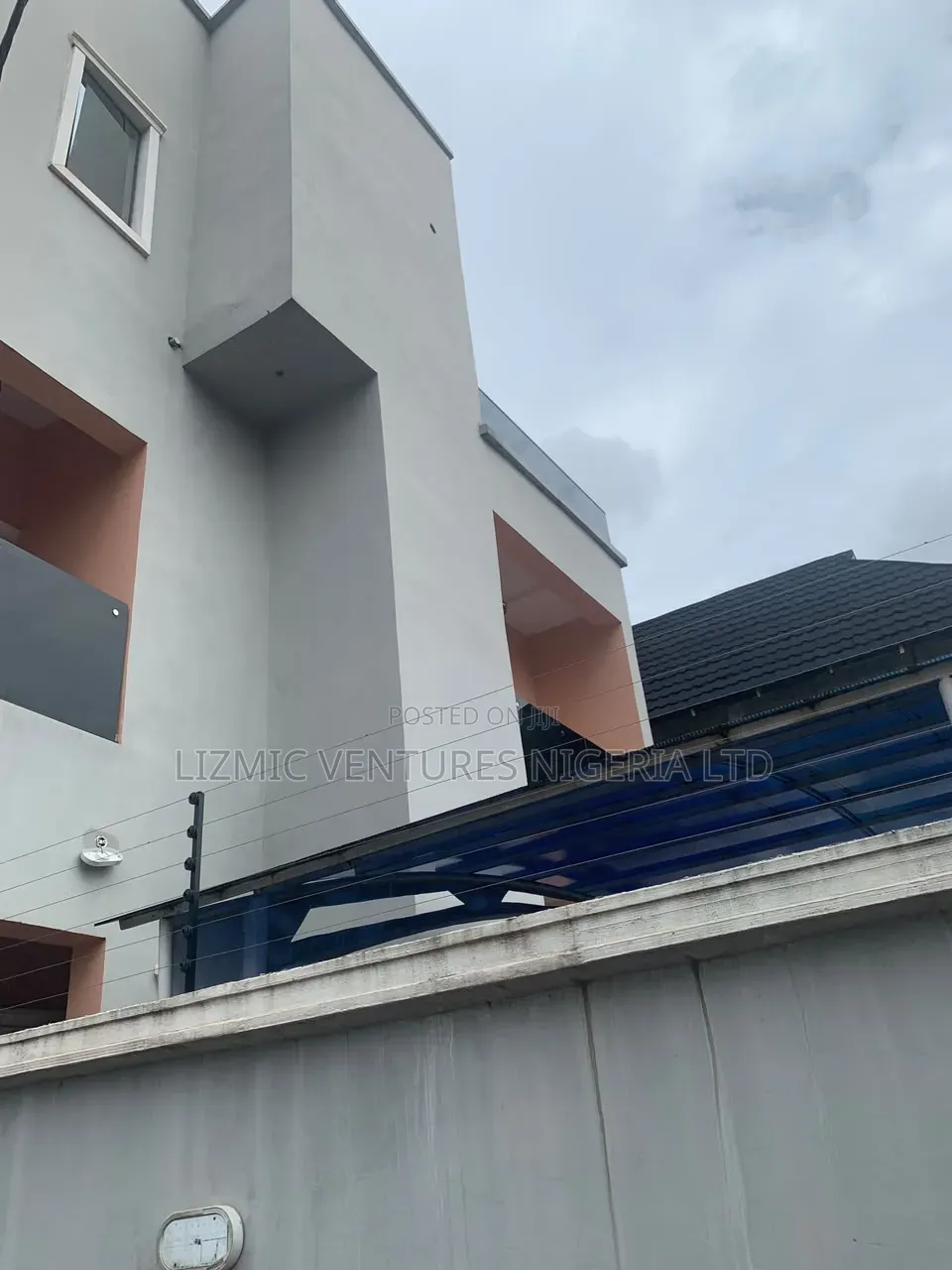 Furnished 2bdrm Apartment in Agric Road, Ikotun / Ikotun/Igando in Ikotun / Ikotun/Igando