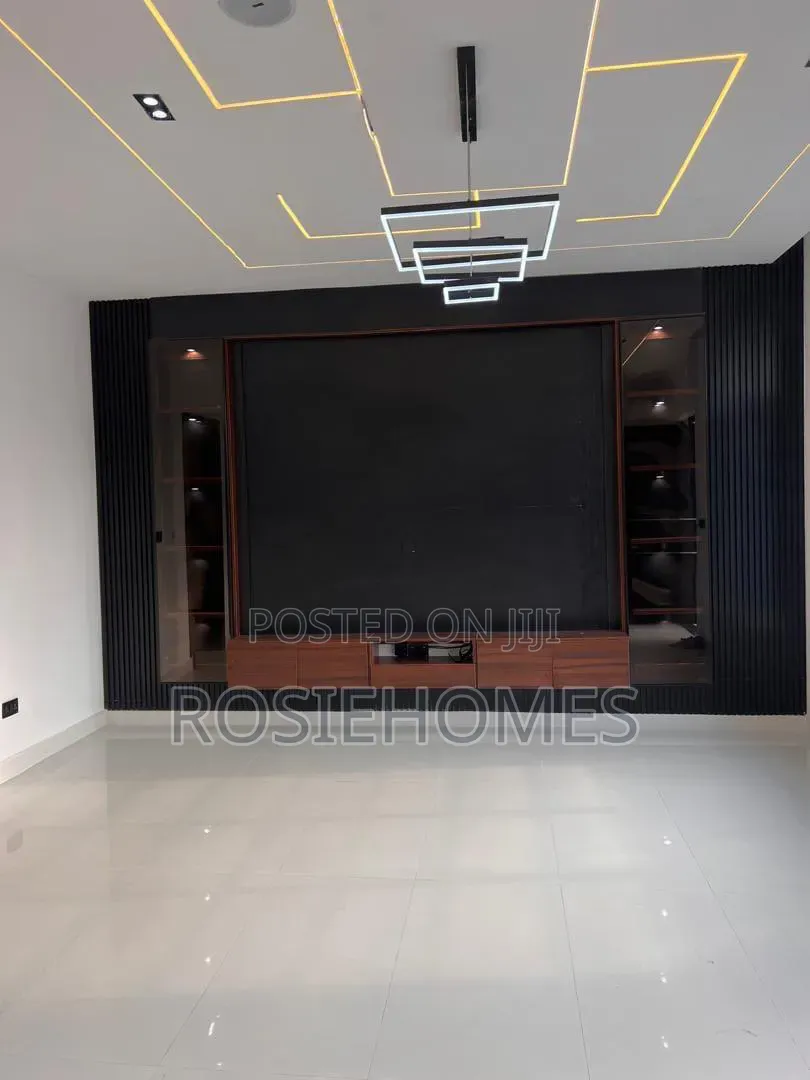 4bdrm Duplex in Sangotedo for sale in Sangotedo
