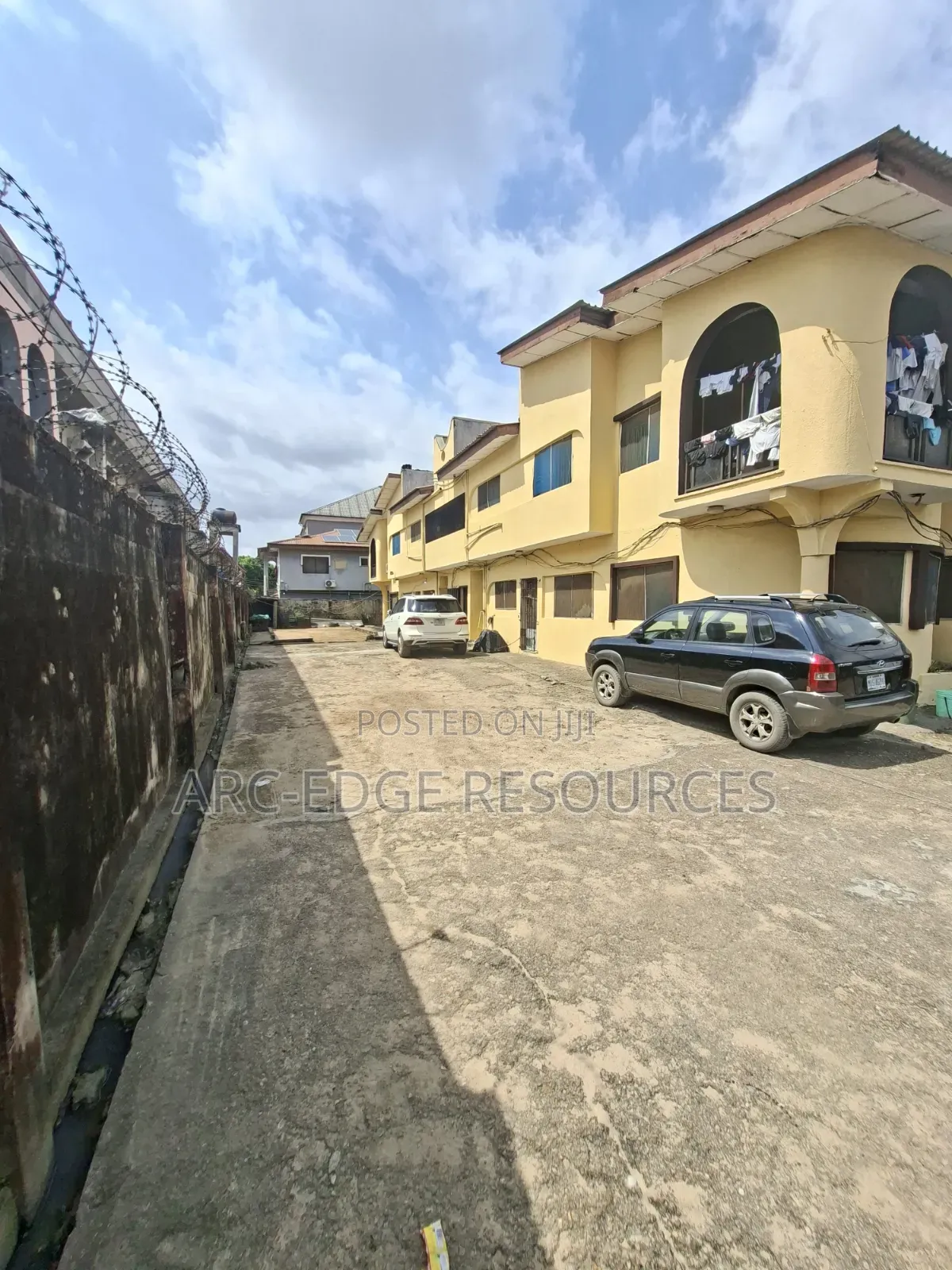 3bdrm Block of Flats in Ago Palace for sale in Ago Palace