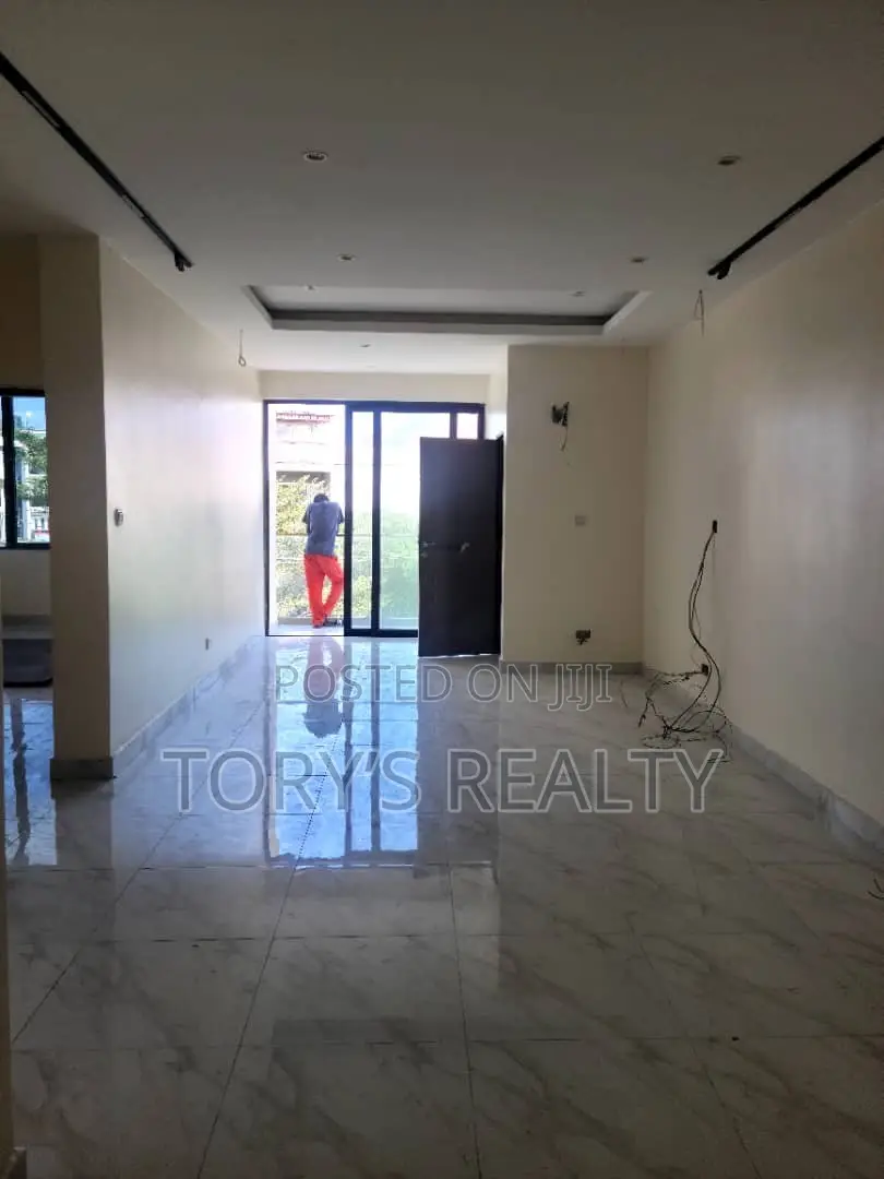 2bdrm Apartment in Lekki Phase 1 for rent in Lekki Phase 1