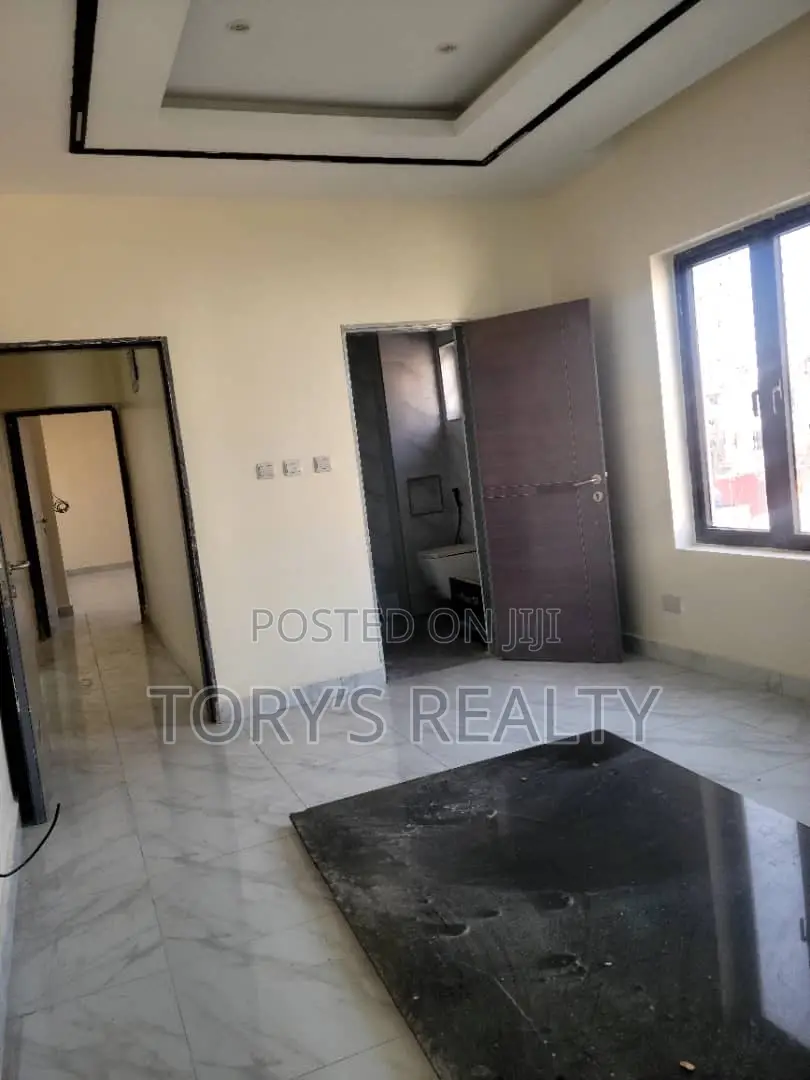 2bdrm Apartment in Lekki Phase 1 for rent in Lekki Phase 1