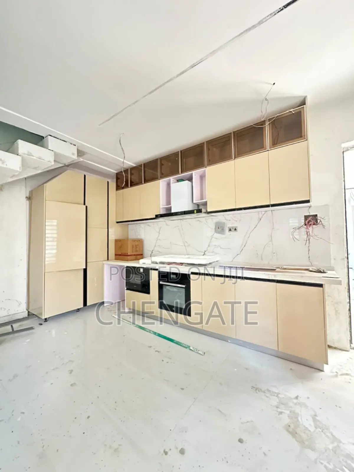 2bdrm Maisonette in Lekki Phase 1 for sale in Lekki Phase 1