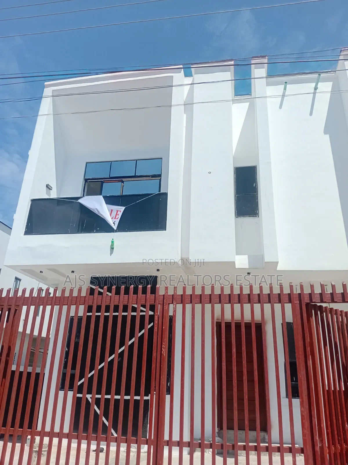 4bdrm Duplex in Lekki Expressway for sale in Lekki Expressway