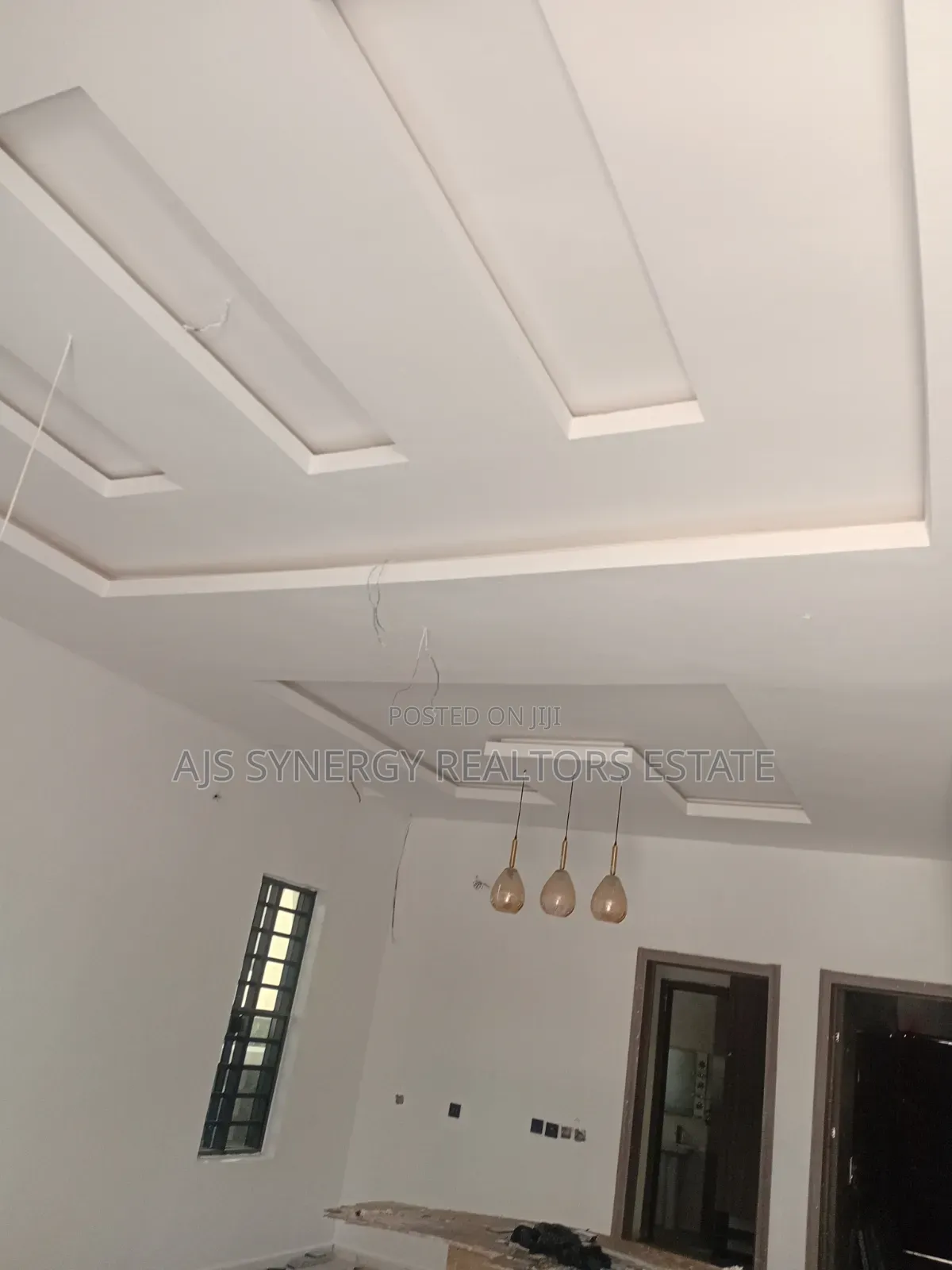 4bdrm Duplex in Lekki Expressway for sale in Lekki Expressway