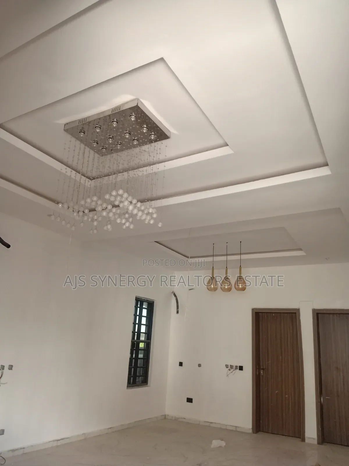 5bdrm Duplex in Lekki Expressway for sale in Lekki Expressway
