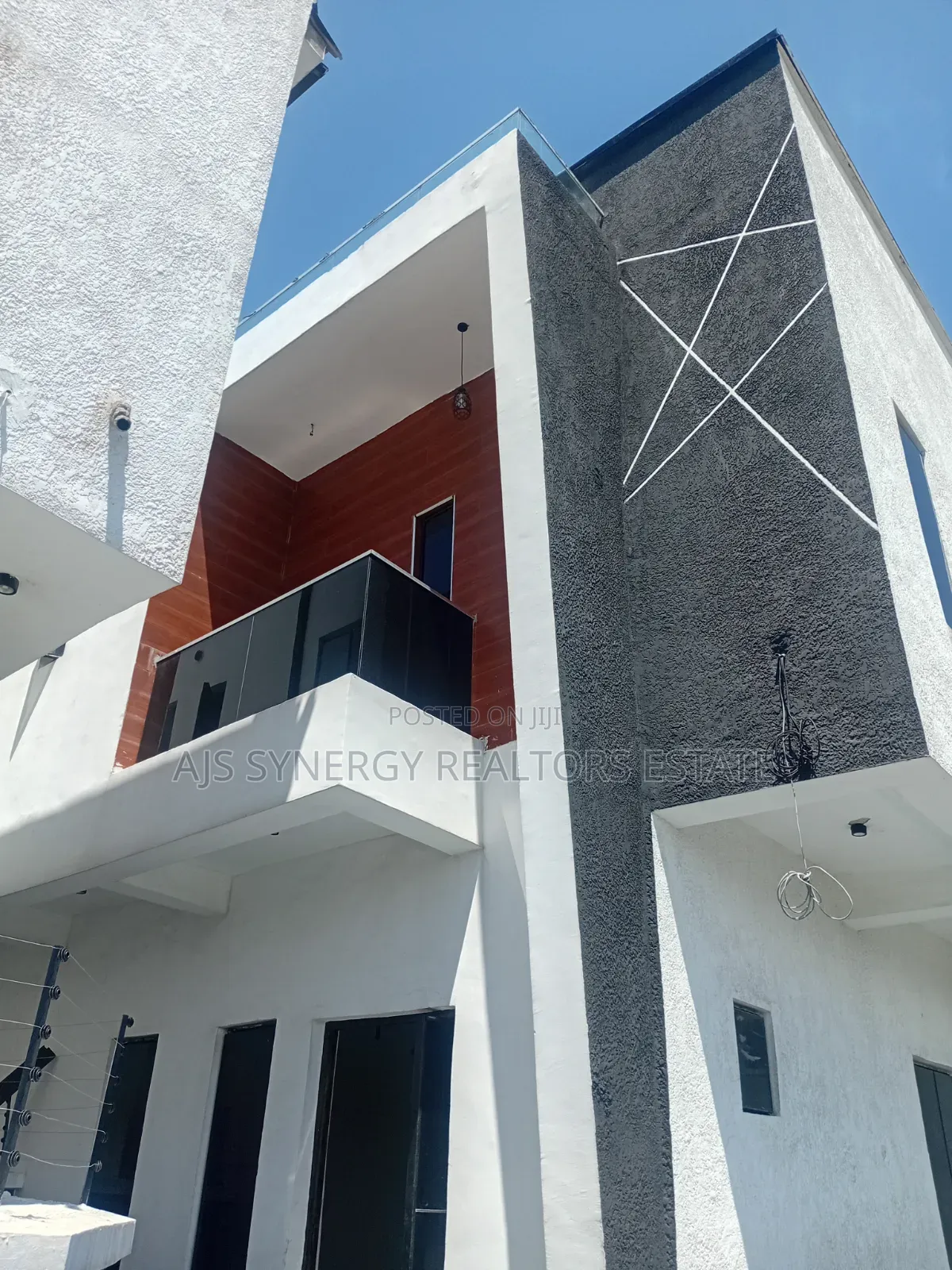 4bdrm Duplex in Lekki Expressway for sale in Lekki Expressway
