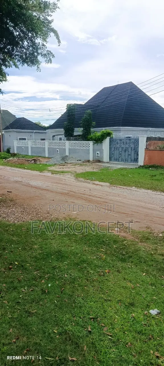 3bdrm Apartment in Phase 3, Kutunku for rent in Kutunku