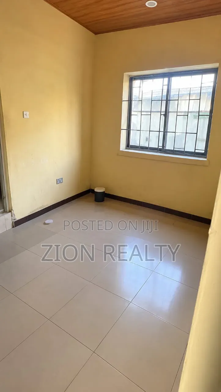 Mini Flat in Eputu, Awoyaya for rent in Awoyaya