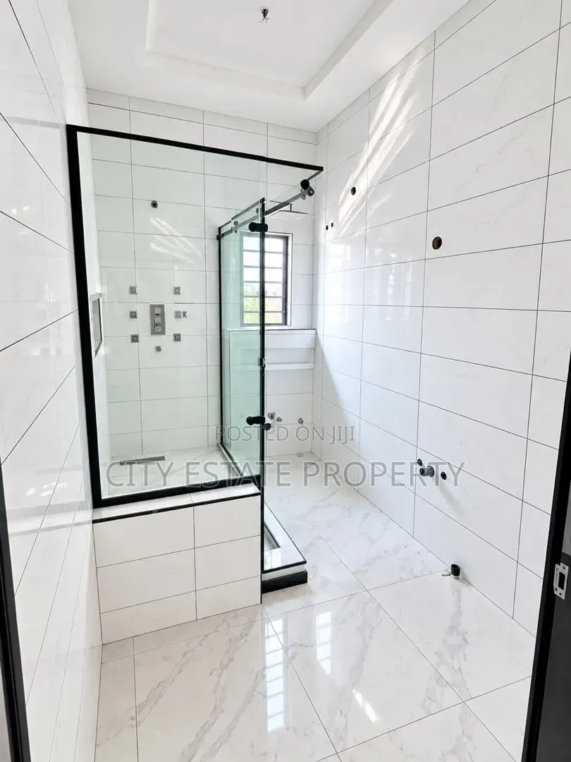 4bdrm Duplex in City Estate, Jahi for sale in Jahi