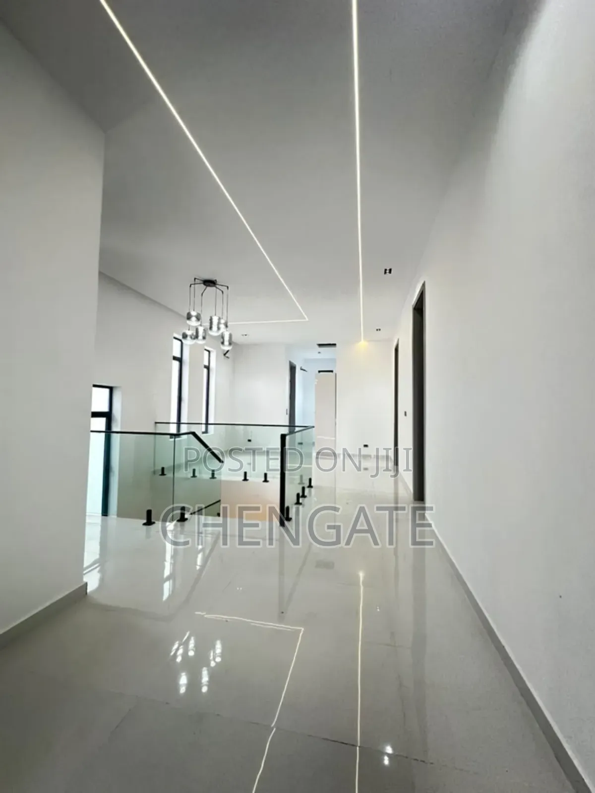 5bdrm Duplex in Lekki Phase 1 for sale in Lekki Phase 1