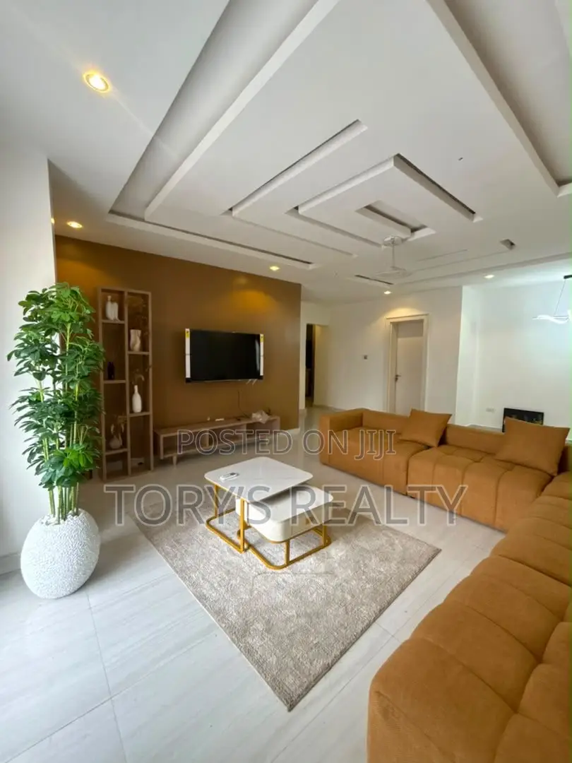 Furnished 3bdrm Apartment in Lekki Phase 1 for sale in Lekki Phase 1