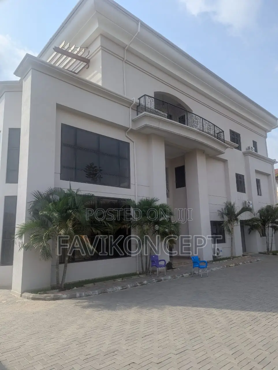 17bdrm Duplex in Maitama for sale in Maitama